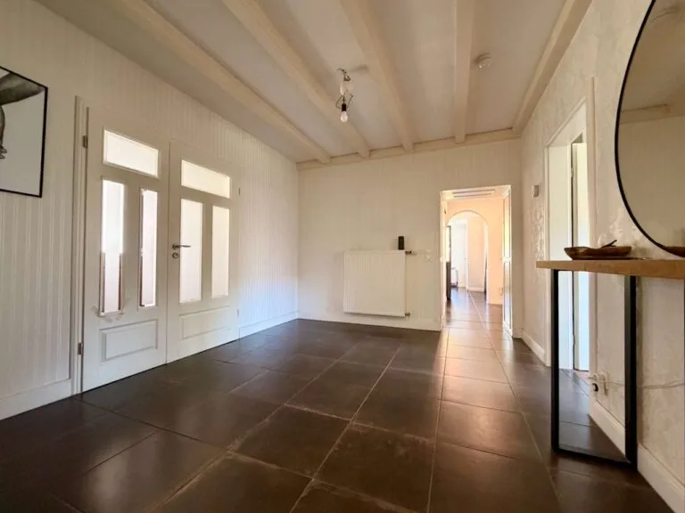 Gepflegtes Einfamilienhaus auf weitläufigem Baugrundstück – Foto 11