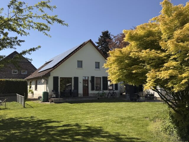 Gepflegtes Einfamilienhaus auf weitläufigem Baugrundstück – Foto 5
