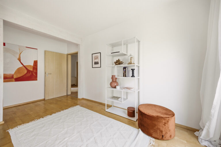 Einfamilienhaus für Familien auf großem Grundstück in Neubiberg – Foto 12